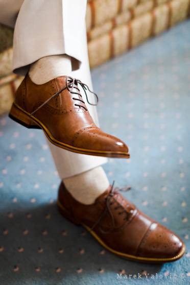 groom - brown shoes
