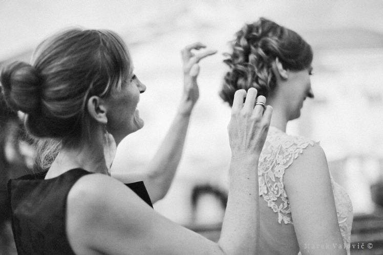 hair set up - wedding planner helps