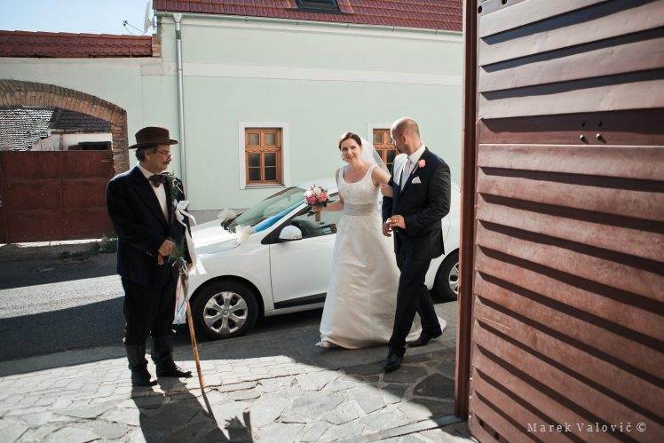photojournalistic wedding photography Slovakia